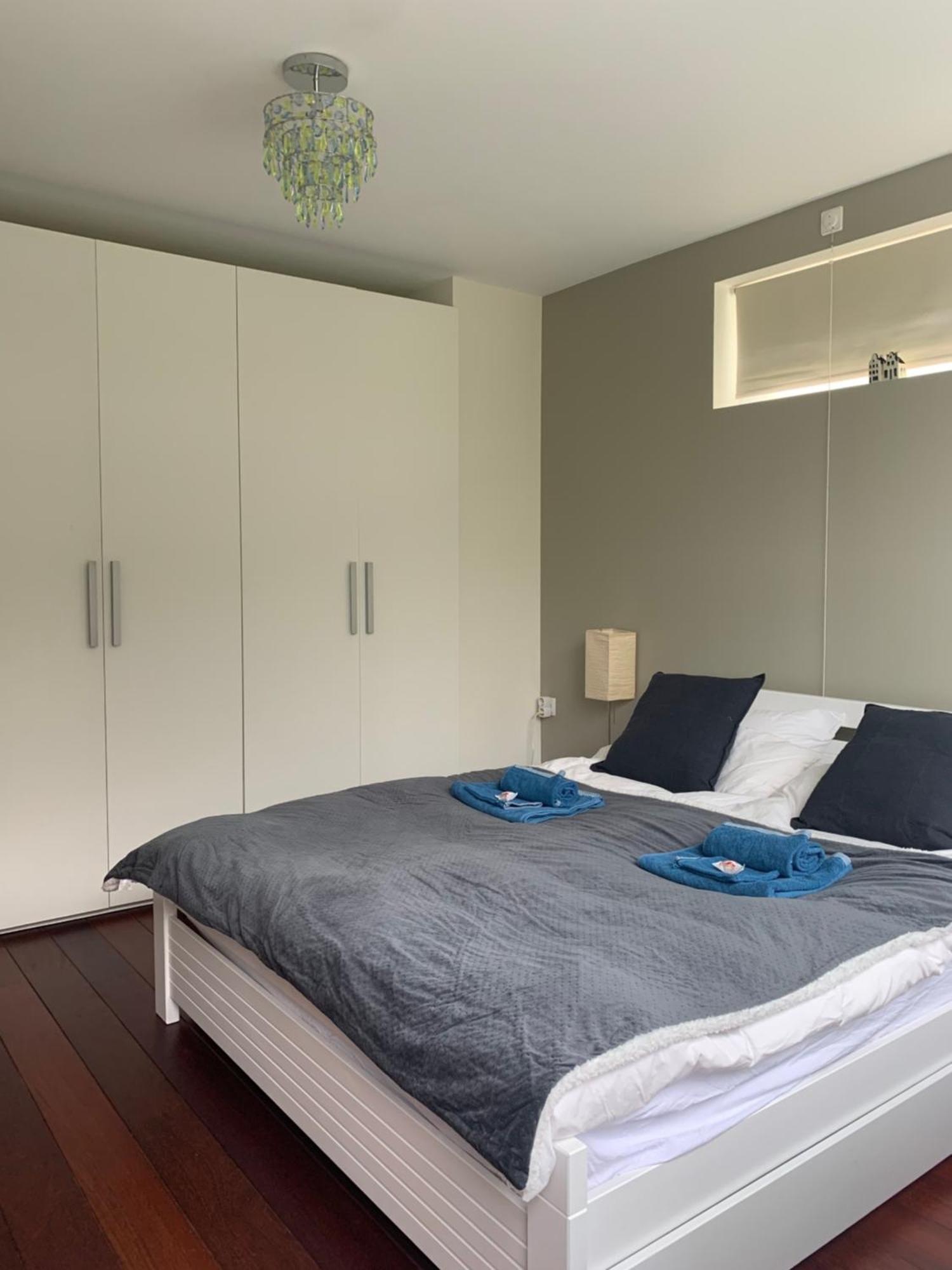 Villa Cosy Central Incl Jacuzzi Near Trainstation, Beach And City Heemstede Exteriör bild